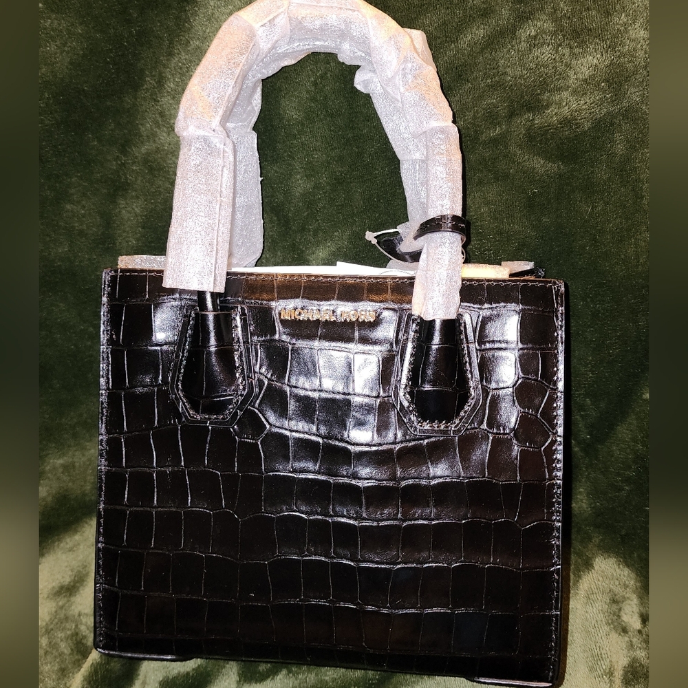Michael Kors Mercer Medium Crossbody Messenger Satchel Purse HandBag Black
